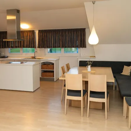 Apartmajska Hisa Breza 4*