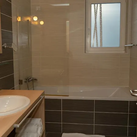 アパートホテル Apartmajska Hisa Breza 4*