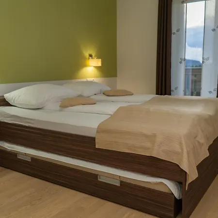 Apartmajska Hisa Breza 4*