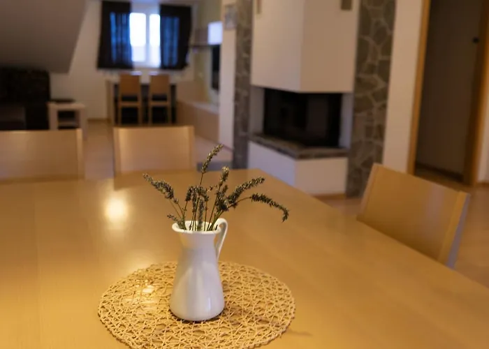 Aparthotel Apartmajska Hisa Breza 4*