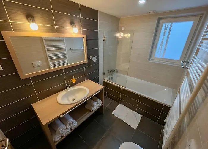 Aparthotel Apartmajska Hisa Breza 4*