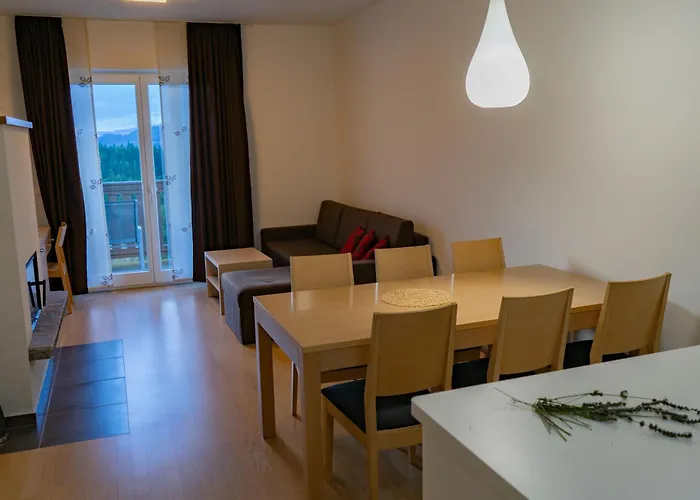 Apartmajska Hisa Breza Aparthotel 4*